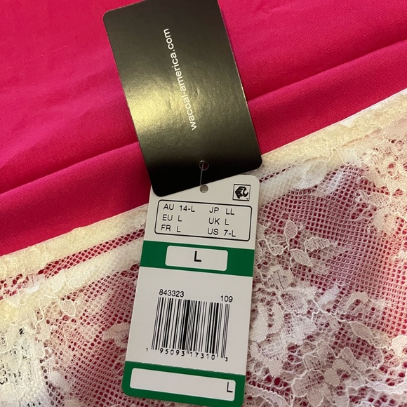 White lace panties - Picture 2 of 5